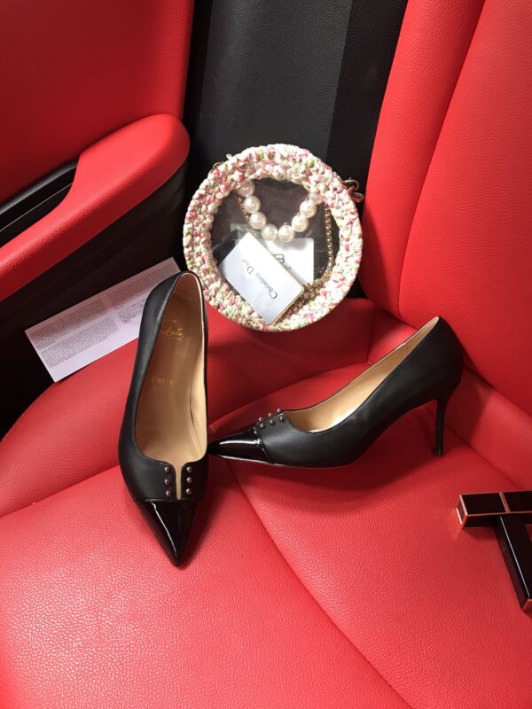 Christian loubotins shoes