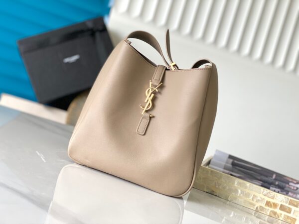 Yves Saint Laurent bag