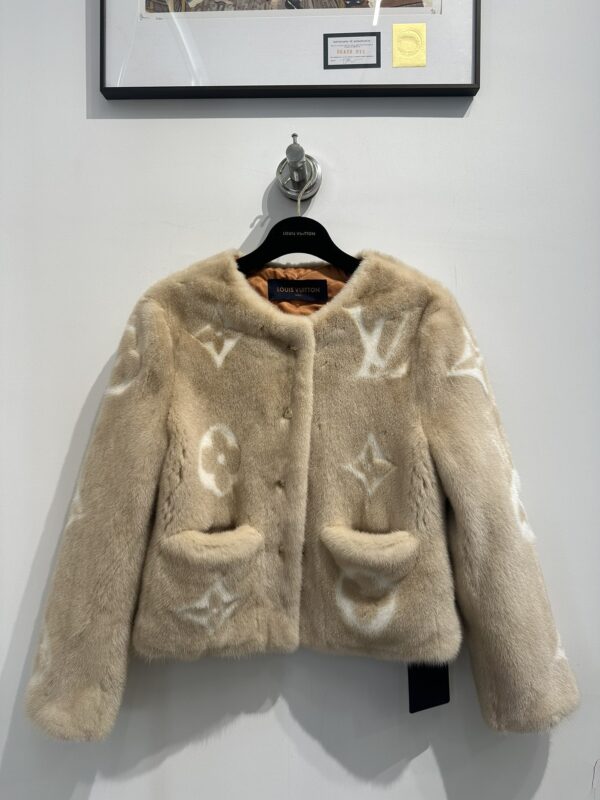 Louis Vuitton Clothes