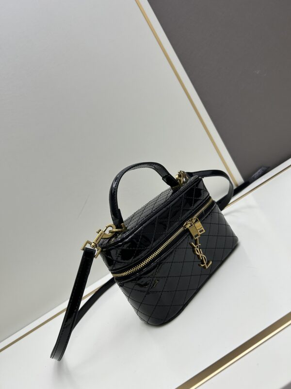 SAINT LAURENT bag
