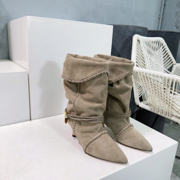 ISABEL MARANT Shoes