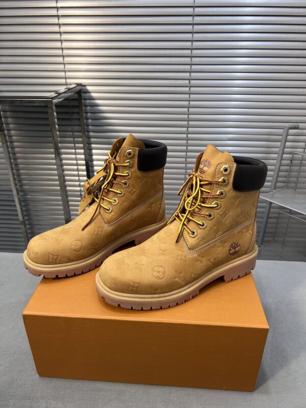 LV  Shoes