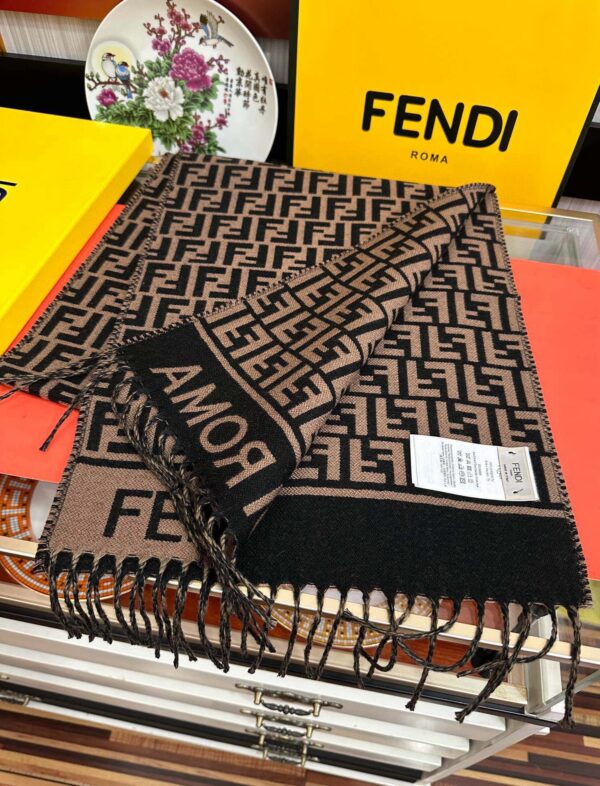 Fendi scarf - 图片 2