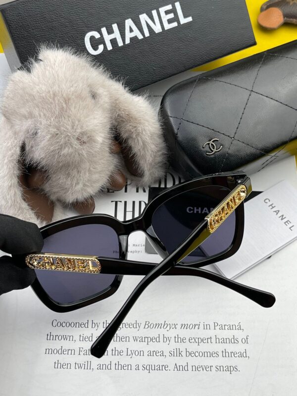 Sunglasses and Glasses Chanel - 图片 6