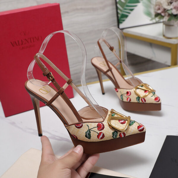 Valentino   high heels  sandal shoes